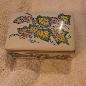 Keepsake box